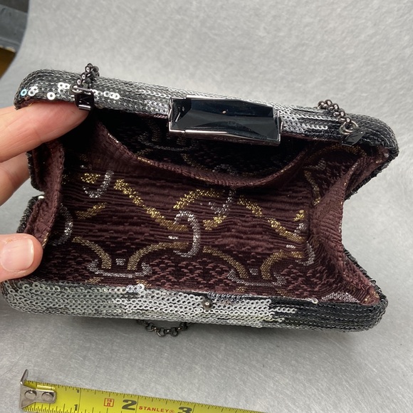 Kotur sequin embellished ombré gray silver black box clutch, black chain NWOT - Picture 6 of 12
